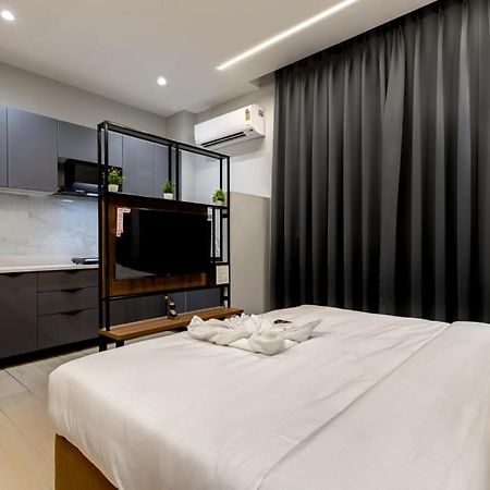 Hotel Imperial Stayz Sector 51 Гургаон Екстериор снимка